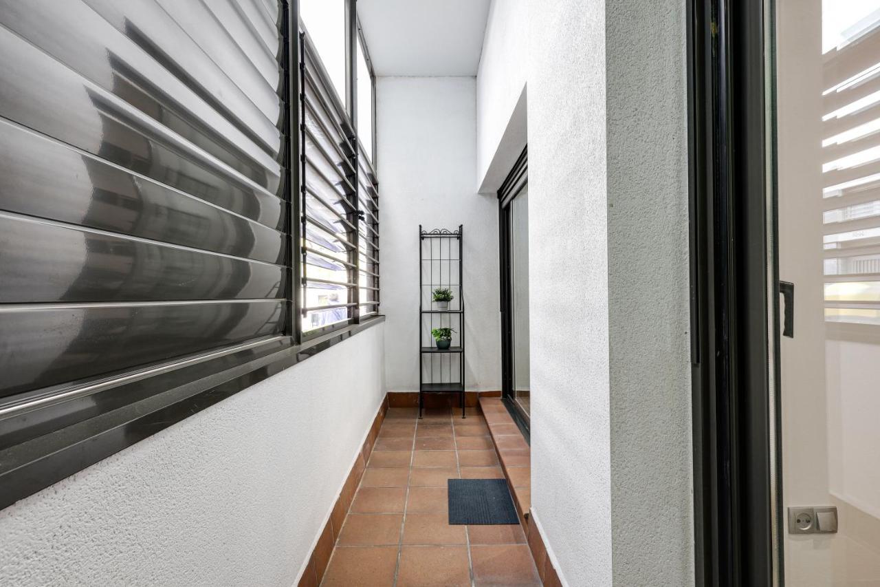 Urban Flats Vallirana Βαρκελώνη Εξωτερικό φωτογραφία